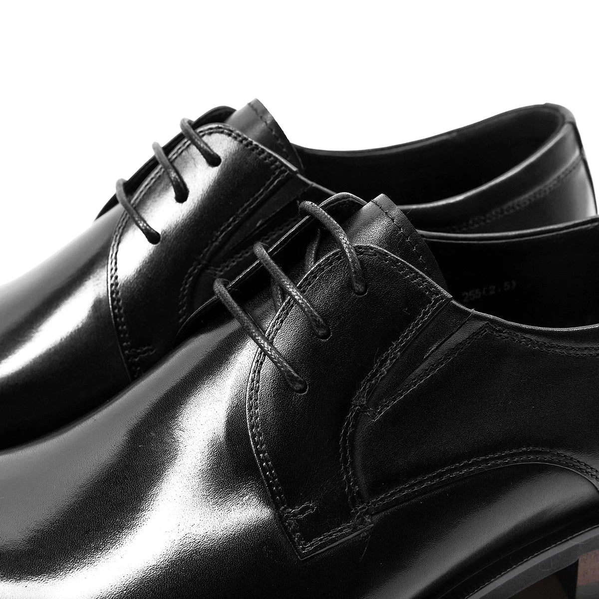 Sapato Derby Masculino Feito à Mão – Couro Legítimo Sapato Derby Masculino Feito à Mão Hanmce – Couro Legítimo Nous Moda Masculina